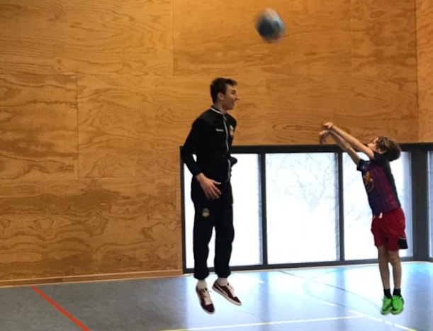 7863B39F-8ECF-4CFF-891F-23A20DAF9E4C