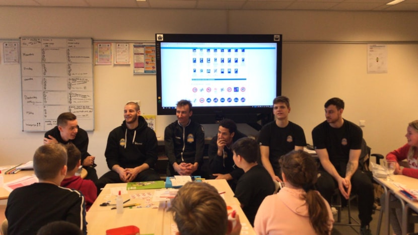 1E40C9AD-5862-467E-936D-23406BA913B1