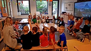 EB4298BC-78F4-4F4B-B246-D357B059EB1C