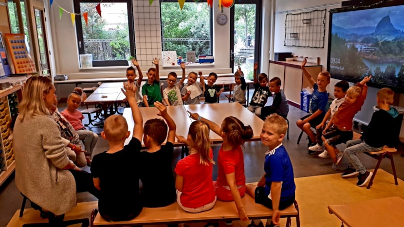 EB4298BC-78F4-4F4B-B246-D357B059EB1C