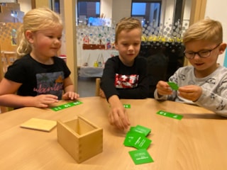 D6BC9BAF-93C3-41FF-B04E-50BE89494374