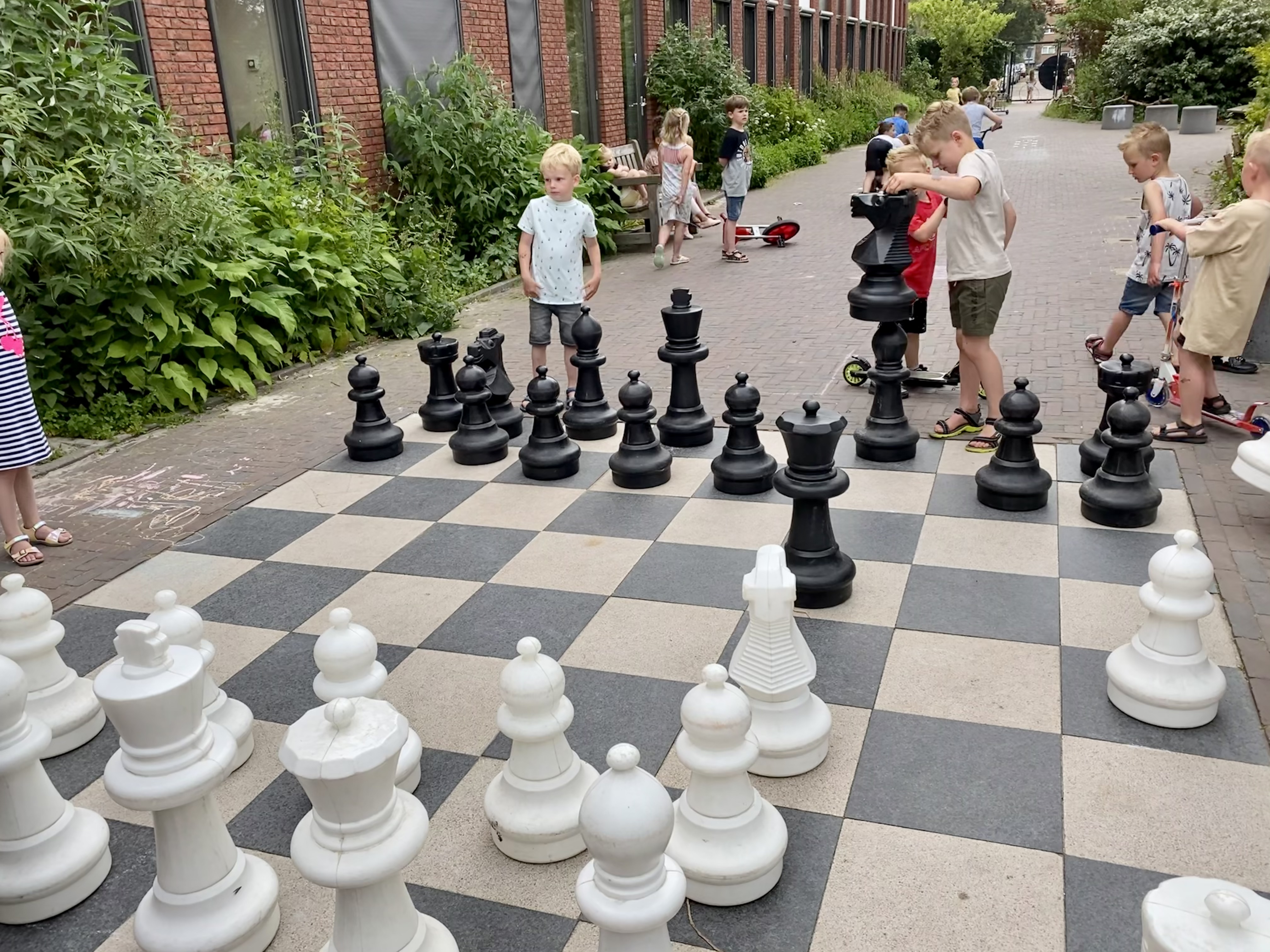 Schaken op het schoolplein 