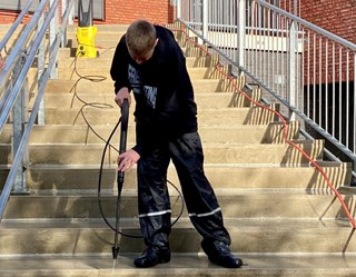 54844816-4EE9-4313-853E-F1FE5E42D0E2