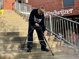 98F5B71A-B5BB-43FB-A579-07215F92893B