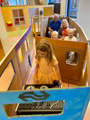 3DE125A9-FECE-4B37-8F15-708A40317503