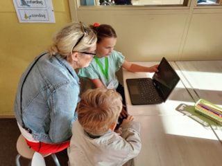 A1C6F00F-3A7C-4269-AF7C-4554FCD94F9B