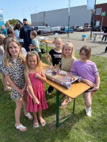 1a3ab124-6c60-4453-8eea-281295778e71