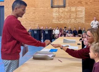 8CD52BAE-8A7C-44BD-B3FA-ADF4482219BA