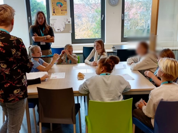 e04044c0-fe92-4a58-b016-2042e8b2b15c